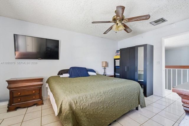 10133 NW 5th Ter 3-6, Miami, FL 33172