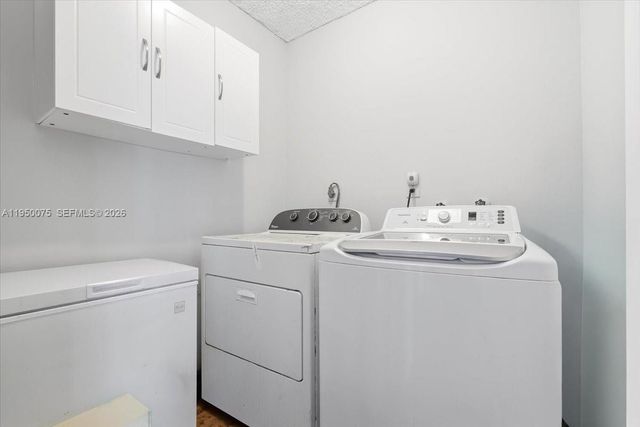 10133 NW 5th Ter 3-6, Miami, FL 33172