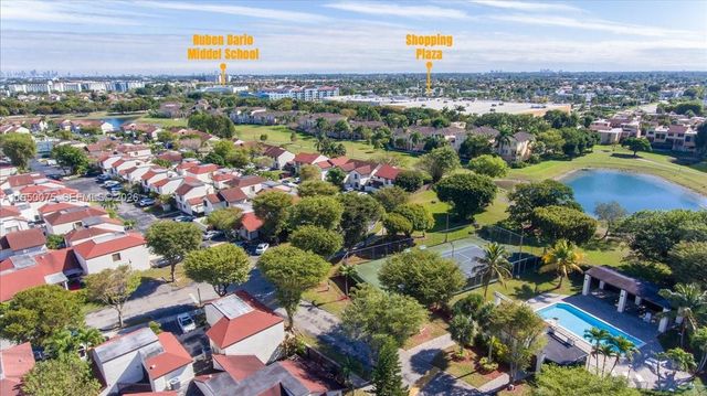 10133 NW 5th Ter 3-6, Miami, FL 33172