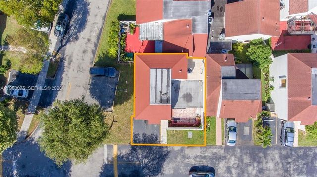 10133 NW 5th Ter 3-6, Miami, FL 33172