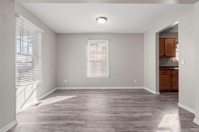 21025 Glen Lodge Road, Royal Oak Charter Township, MI 48220