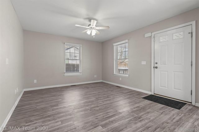 21025 Glen Lodge Road, Royal Oak Charter Township, MI 48220