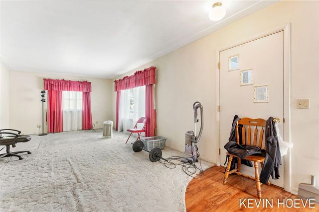 746 Riley Street, Holland, MI 49424