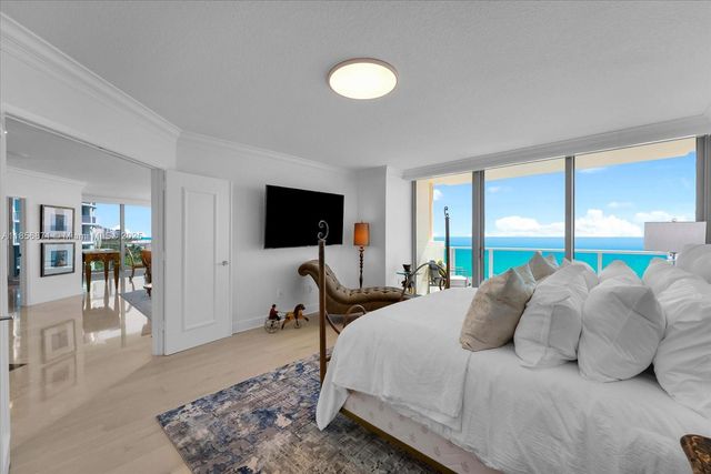 1455 Ocean Dr 909, Miami Beach, FL 33139