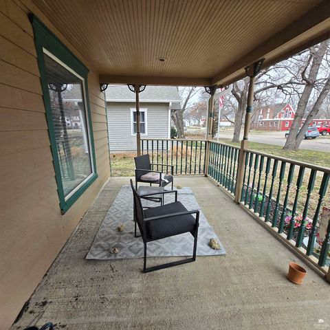 112 NE 8th Street, Abilene, KS 67410