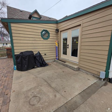 112 NE 8th Street, Abilene, KS 67410