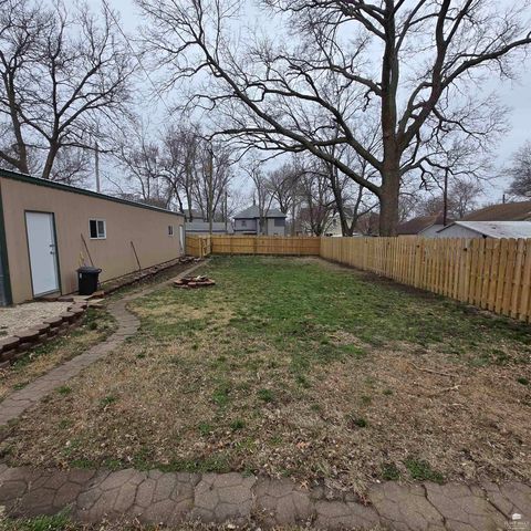 112 NE 8th Street, Abilene, KS 67410
