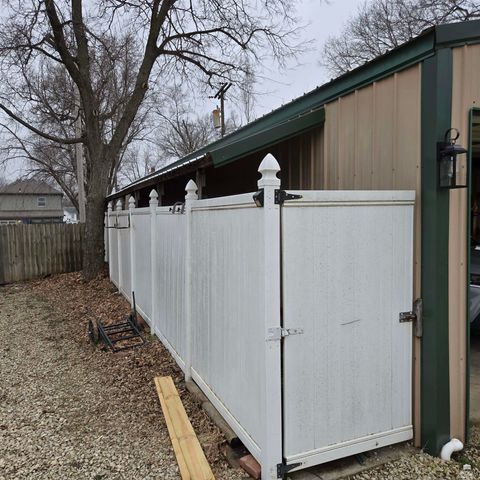 112 NE 8th Street, Abilene, KS 67410