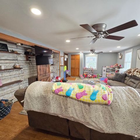 112 NE 8th Street, Abilene, KS 67410