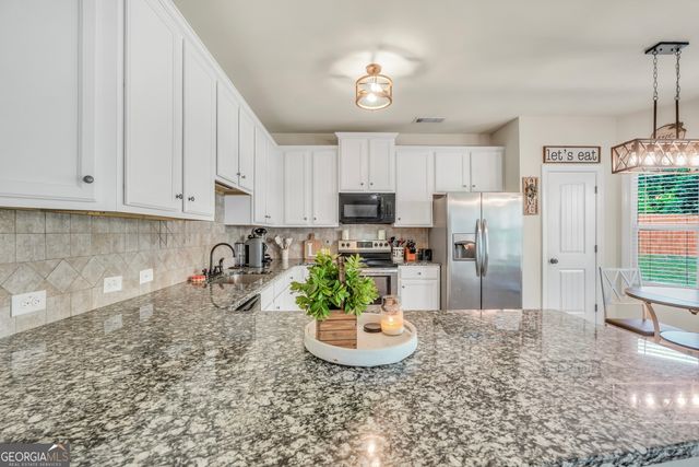 482 Louise Way, Locust Grove, GA 30248