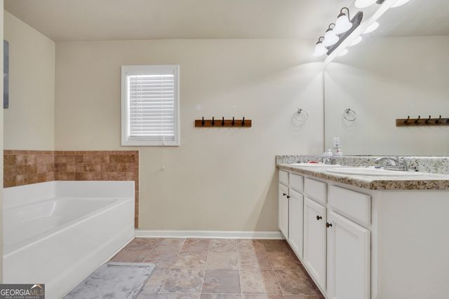 482 Louise Way, Locust Grove, GA 30248