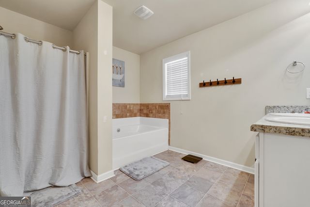 482 Louise Way, Locust Grove, GA 30248