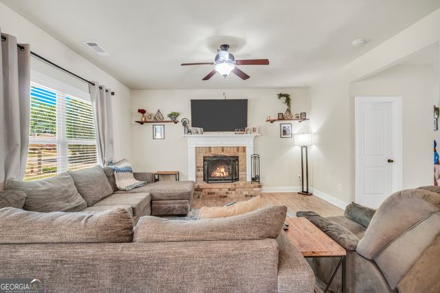 482 Louise Way, Locust Grove, GA 30248