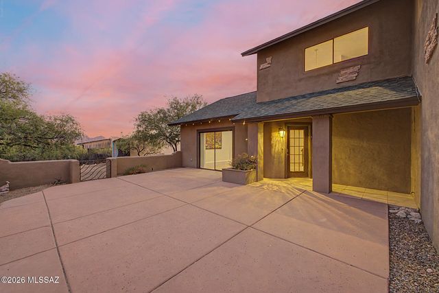 5467 E Starhaven Lane, Tucson, AZ 85739