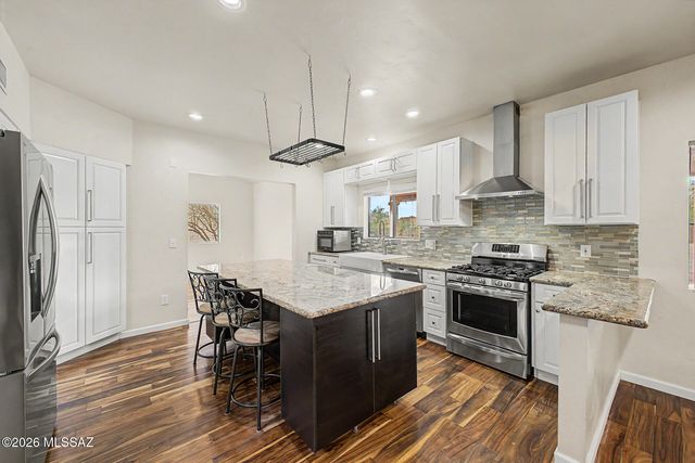 5467 E Starhaven Lane, Tucson, AZ 85739