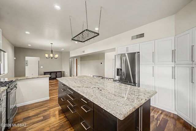 5467 E Starhaven Lane, Tucson, AZ 85739