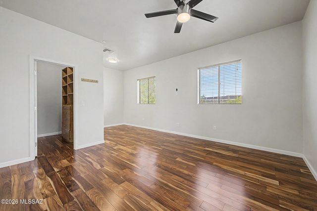 5467 E Starhaven Lane, Tucson, AZ 85739