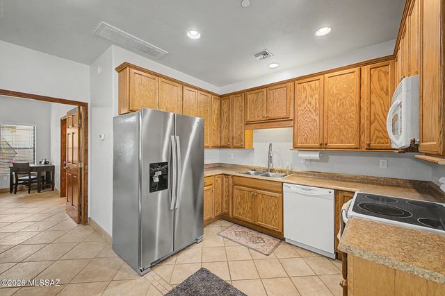 5467 E Starhaven Lane, Tucson, AZ 85739