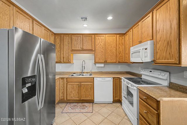 5467 E Starhaven Lane, Tucson, AZ 85739