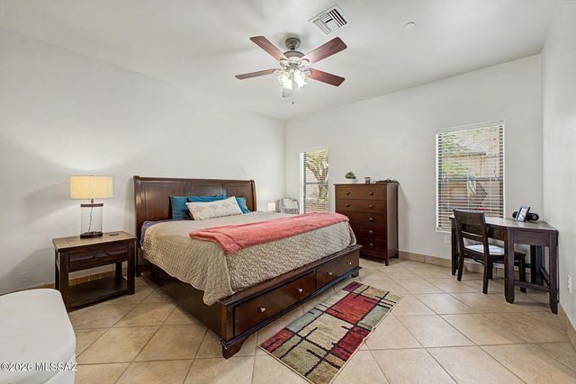 5467 E Starhaven Lane, Tucson, AZ 85739