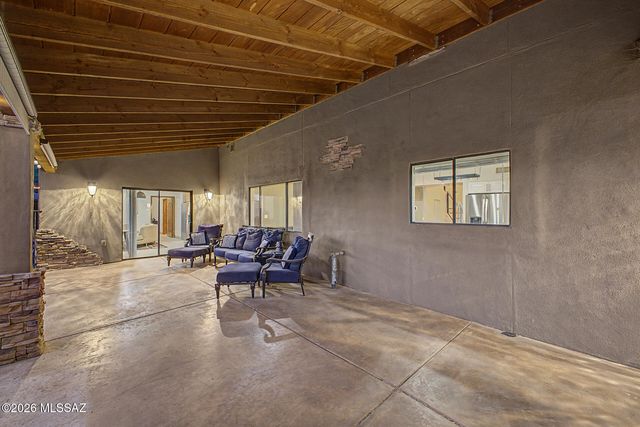 5467 E Starhaven Lane, Tucson, AZ 85739