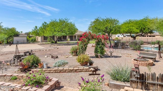 14306 W HOPE Drive, Surprise, AZ 85379