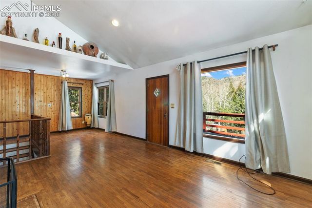 9735 Mountain Road, Cascade, CO 80809