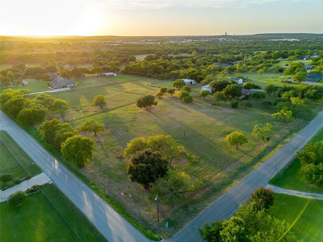 540 W County Road 714, Burleson, TX 76028