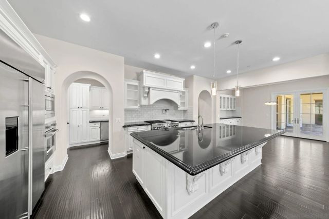 8306 The Landing Way, San Diego, CA 92127
