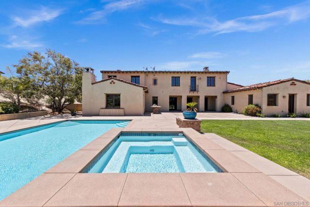8306 The Landing Way, San Diego, CA 92127