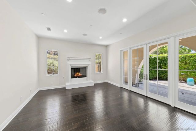 8306 The Landing Way, San Diego, CA 92127