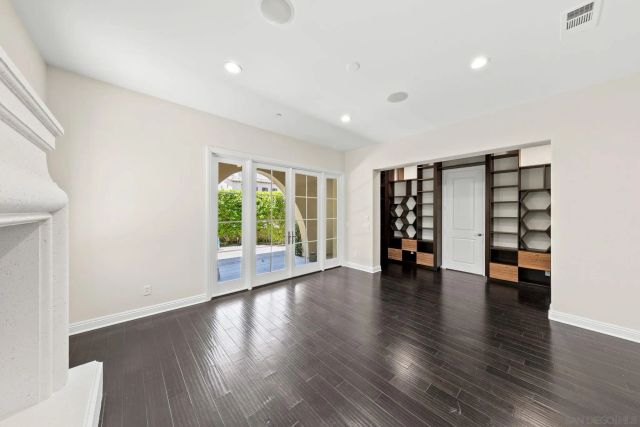8306 The Landing Way, San Diego, CA 92127