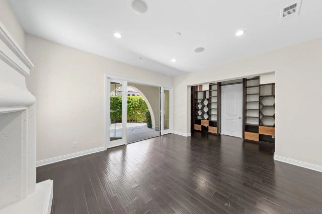 8306 The Landing Way, San Diego, CA 92127
