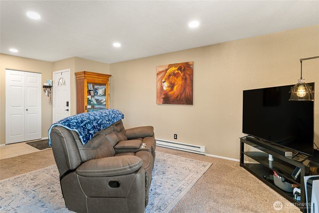 509 2nd Street NE, East Wenatchee, WA 98802