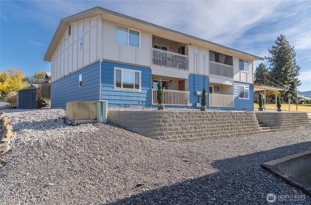 509 2nd Street NE, East Wenatchee, WA 98802