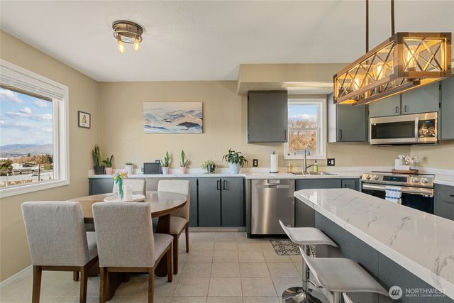 509 2nd Street NE, East Wenatchee, WA 98802