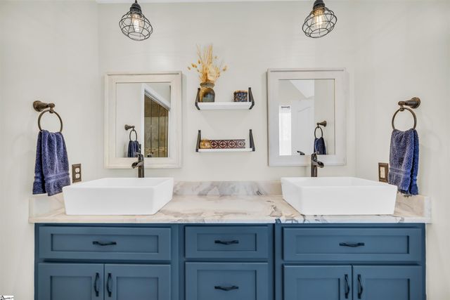 115 Egret Lane, Greenwood, SC 29649