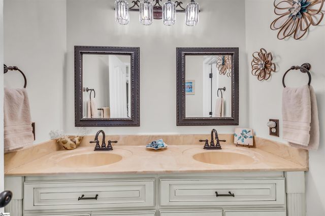 115 Egret Lane, Greenwood, SC 29649