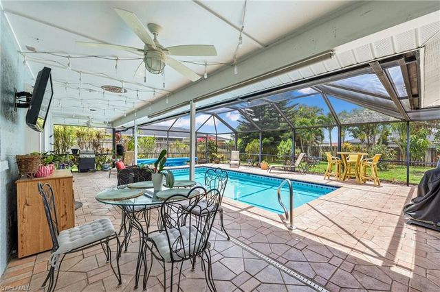 720 Meyer DR, Naples, FL 34120