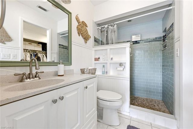 720 Meyer DR, Naples, FL 34120