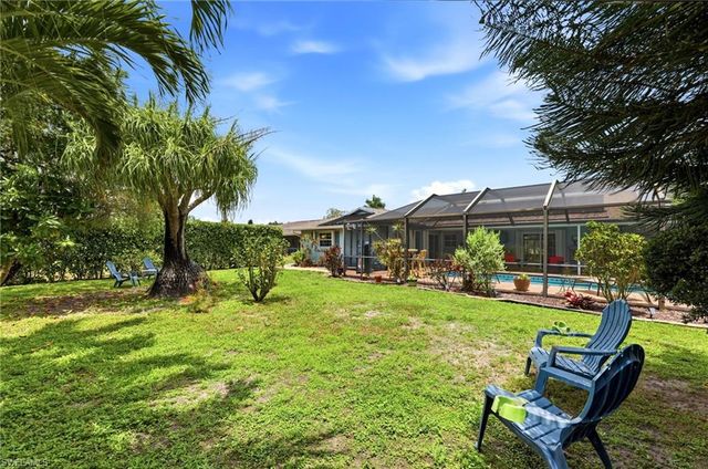 720 Meyer DR, Naples, FL 34120
