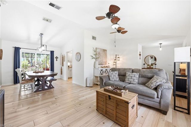 720 Meyer DR, Naples, FL 34120