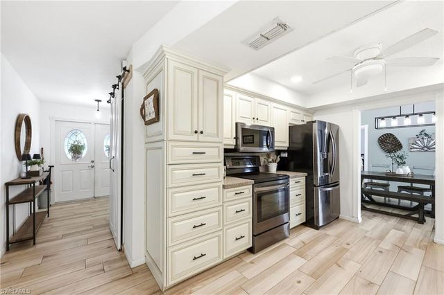 720 Meyer DR, Naples, FL 34120
