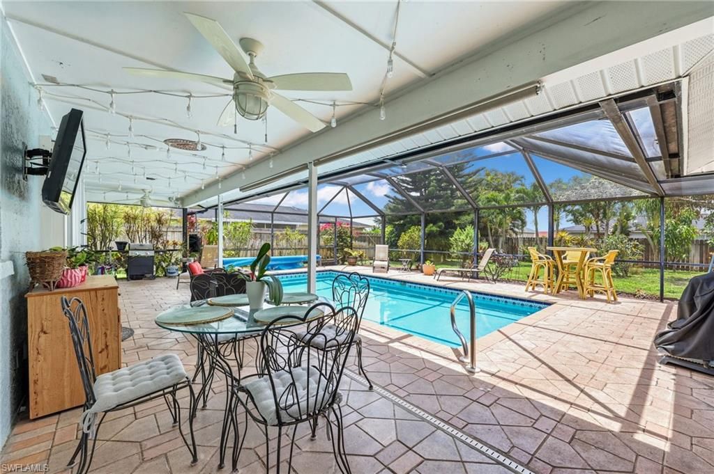 720 Meyer DR, NAPLES, FL 34120 — photo 2