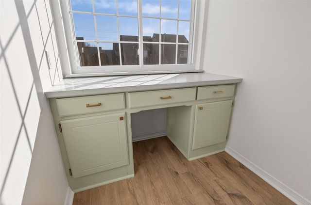 15 Coventry Court, Edmond, OK 73012