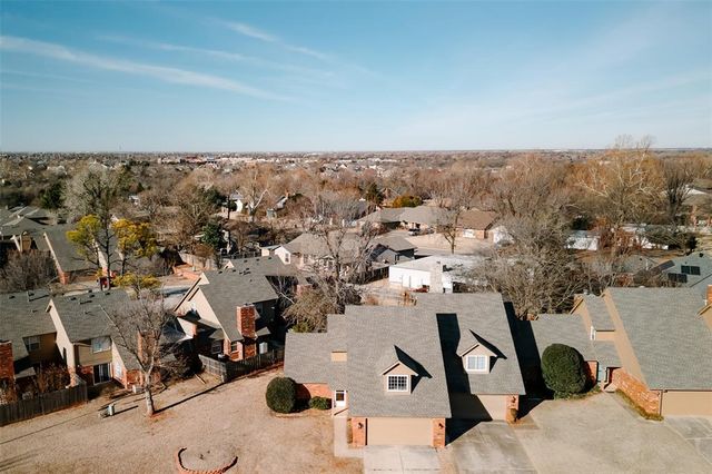 15 Coventry Court, Edmond, OK 73012
