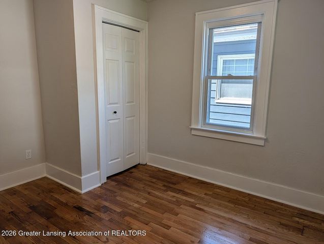 916 Cleo Street, Lansing, MI 48915