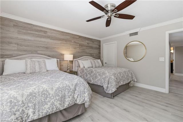 6080 Pelican Bay BLVD 104A, Naples, FL 34108