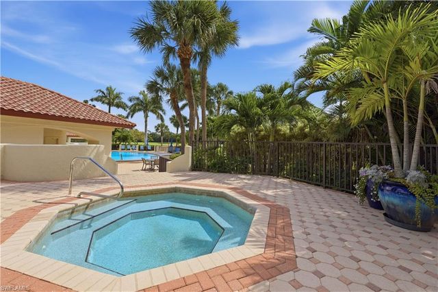 6080 Pelican Bay BLVD 104A, Naples, FL 34108
