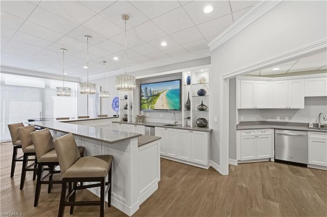 6080 Pelican Bay BLVD 104A, Naples, FL 34108